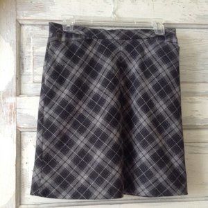 Gap Plaid Skirt (Size 4)